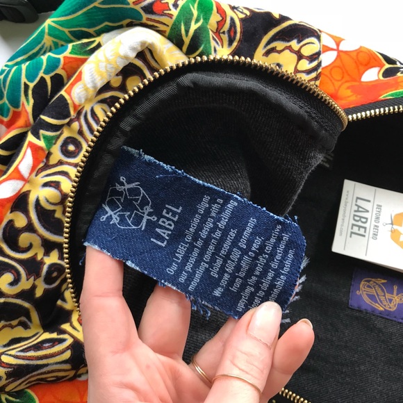 UO Floral Peonies Tapestry Recycled Eco Backpack - Picture 5 of 5